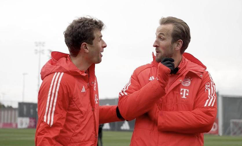 好饭不怕晚！哈里·凯恩展现野心，誓破莱万41球德甲纪录