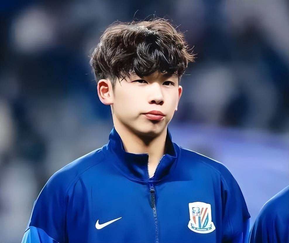 喜讯！刘诚宇下个月将以200万转会费加盟德甲多特，球迷希望这是真的